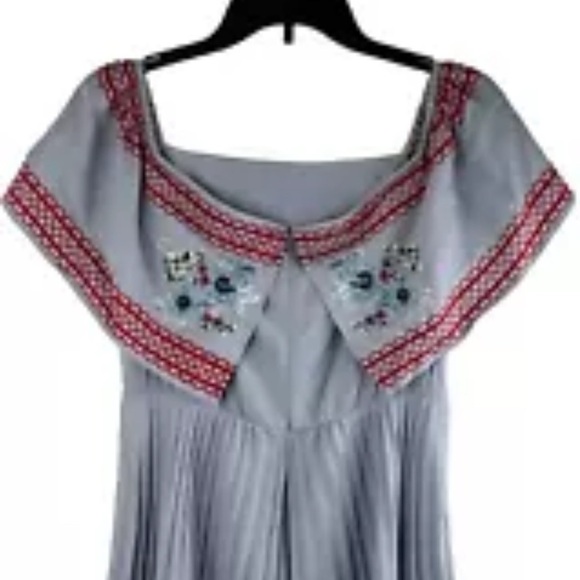 ASOS High Low Dress with Embroidered Floral Design Maternity Size 4 - Picture 5 of 7